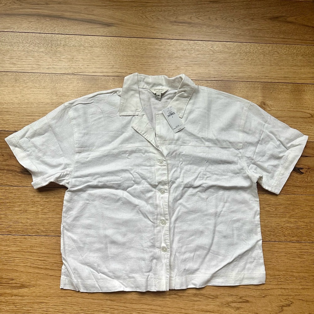Women’s Button-Up Short Sleeve Shirt